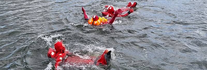 Unfall-auf-hoher-See-Rettung-ohne-Boote